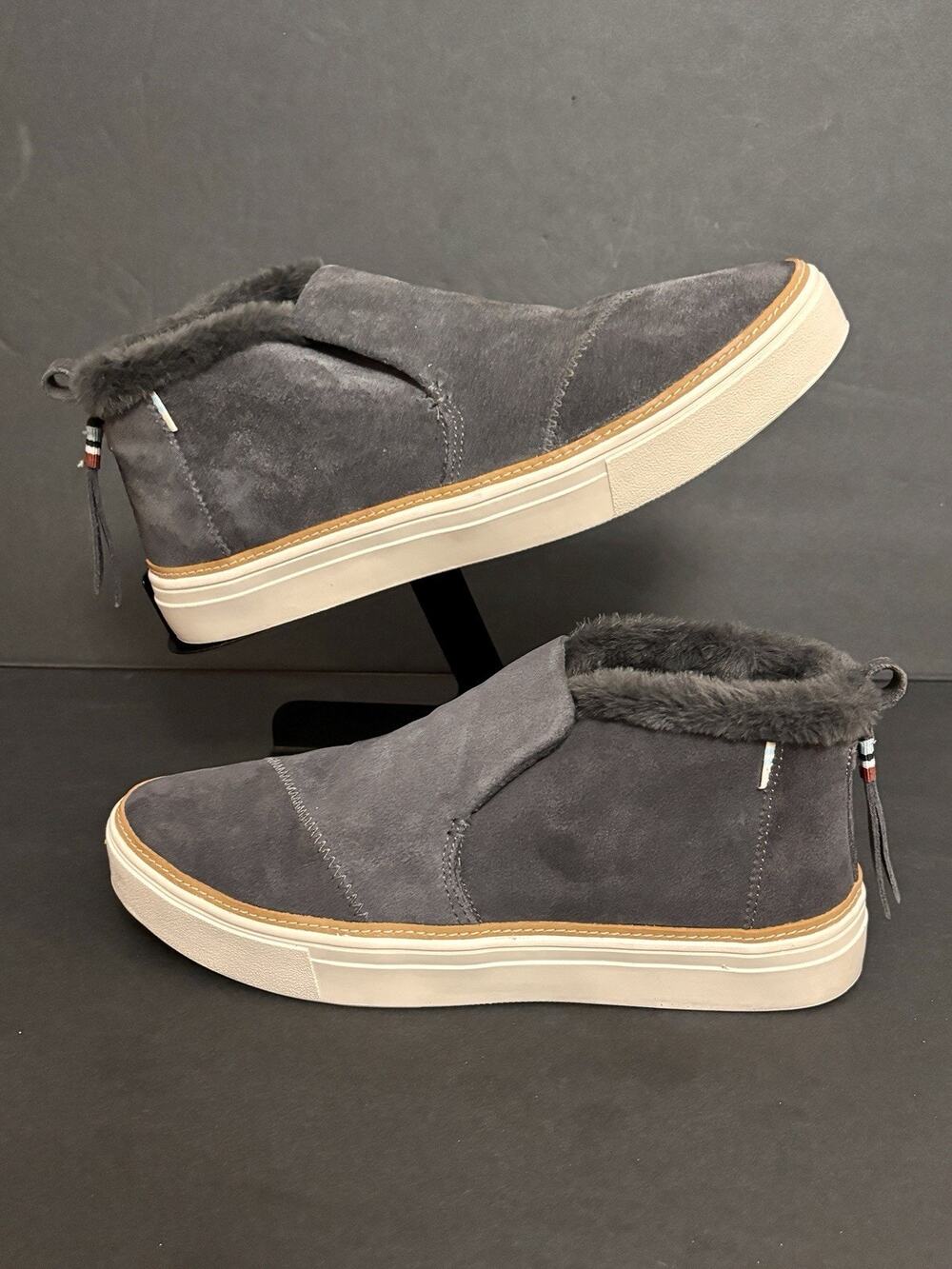 TOMS Women's Paxton slip-on sneakers Size 9